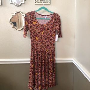 LuLaRoe Nicole dress size small